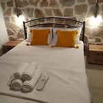 Apartament Casa Lithari *