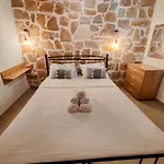 Apartament Casa Lithari