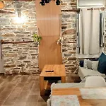 Casa Lithari