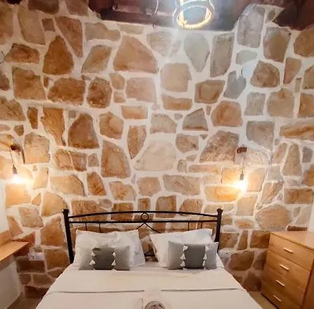 Casa Lithari *