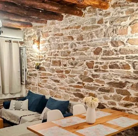 Casa Lithari Appartamento *