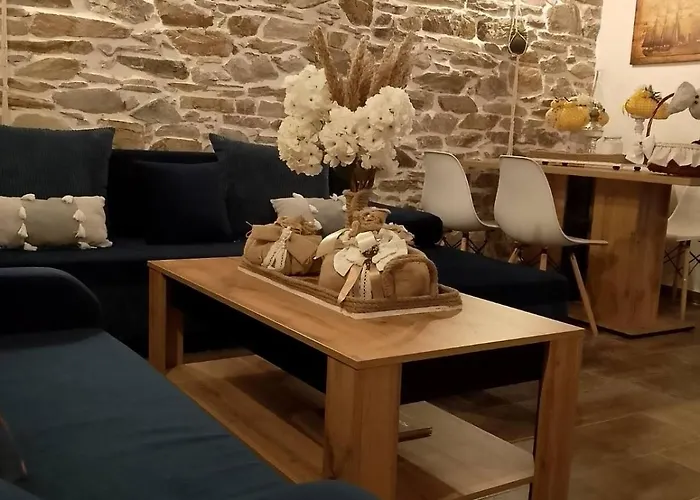 Casa Lithari