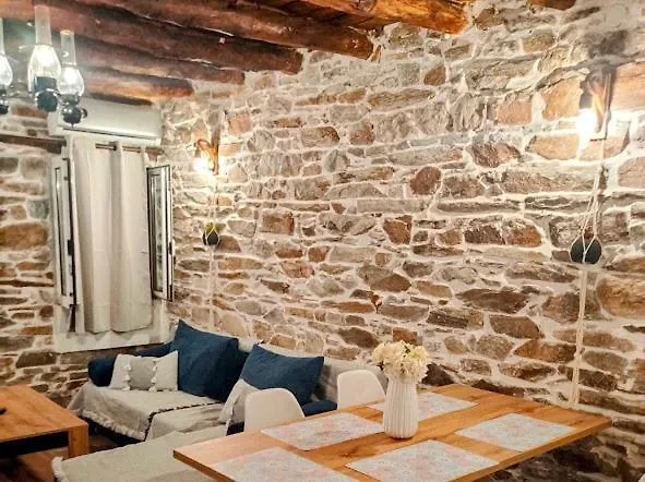 Casa Lithari Apartamento